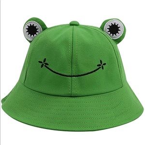 Cute frog bucket hat